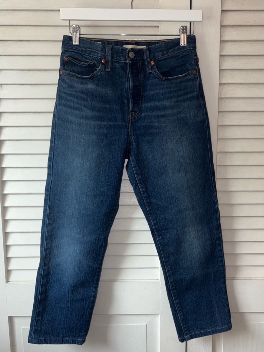 Levi’s Premium Wedgie Straight Jeans 27 High Rise Cropped Button Fly Medium Wash - Picture 2 of 7